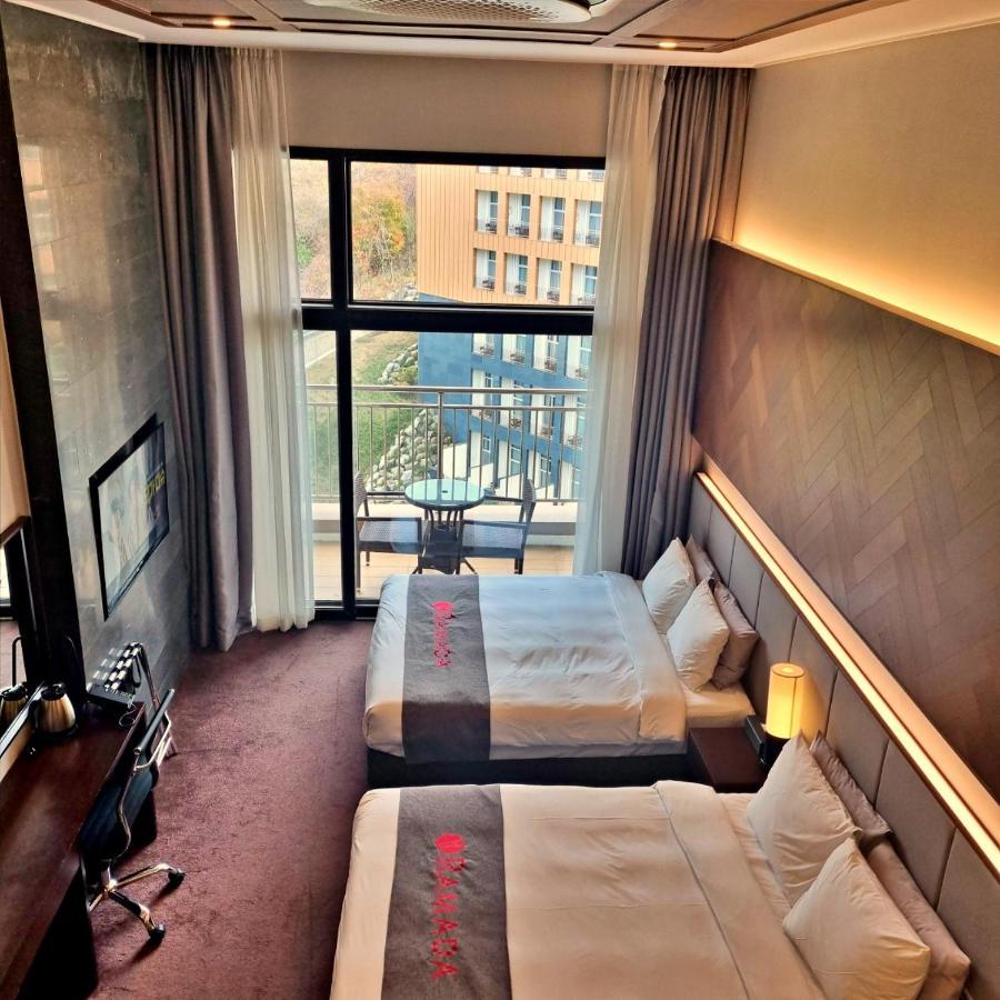 Ramada Hotel & Suite By Wyndham Gangwon Pyeongchang Rom bilde
