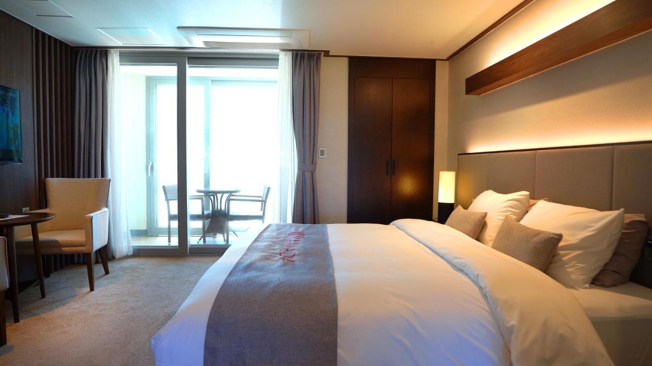 Ramada Hotel & Suite By Wyndham Gangwon Pyeongchang Eksteriør bilde