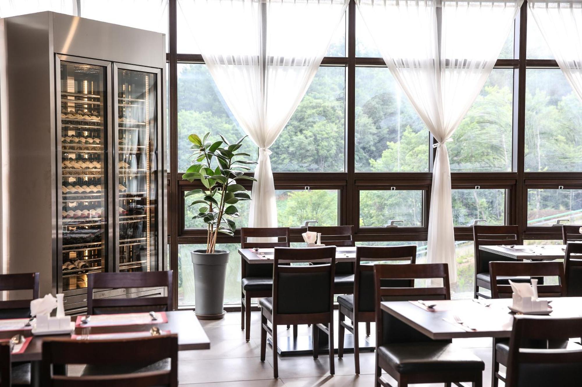 Ramada Hotel & Suite By Wyndham Gangwon Pyeongchang Eksteriør bilde