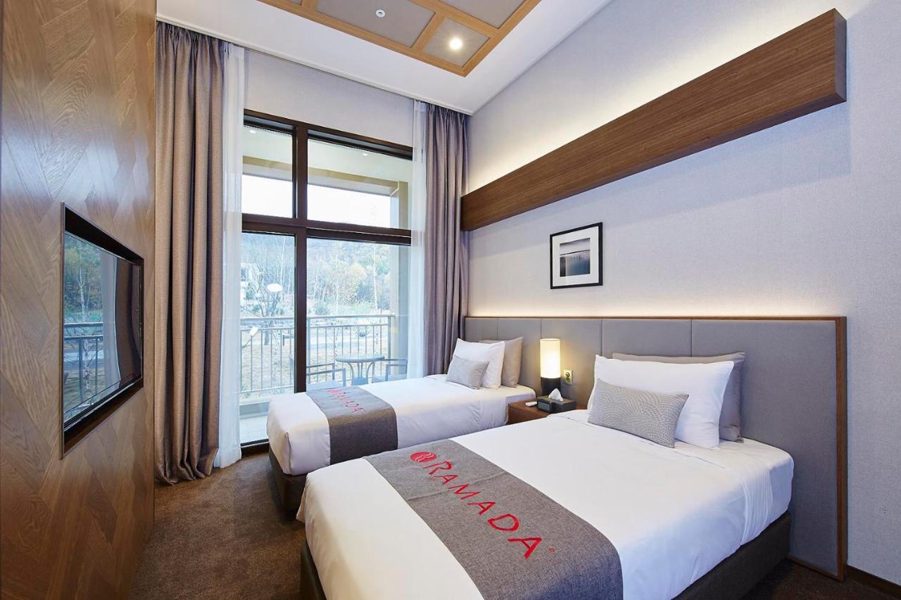 Ramada Hotel & Suite By Wyndham Gangwon Pyeongchang Eksteriør bilde
