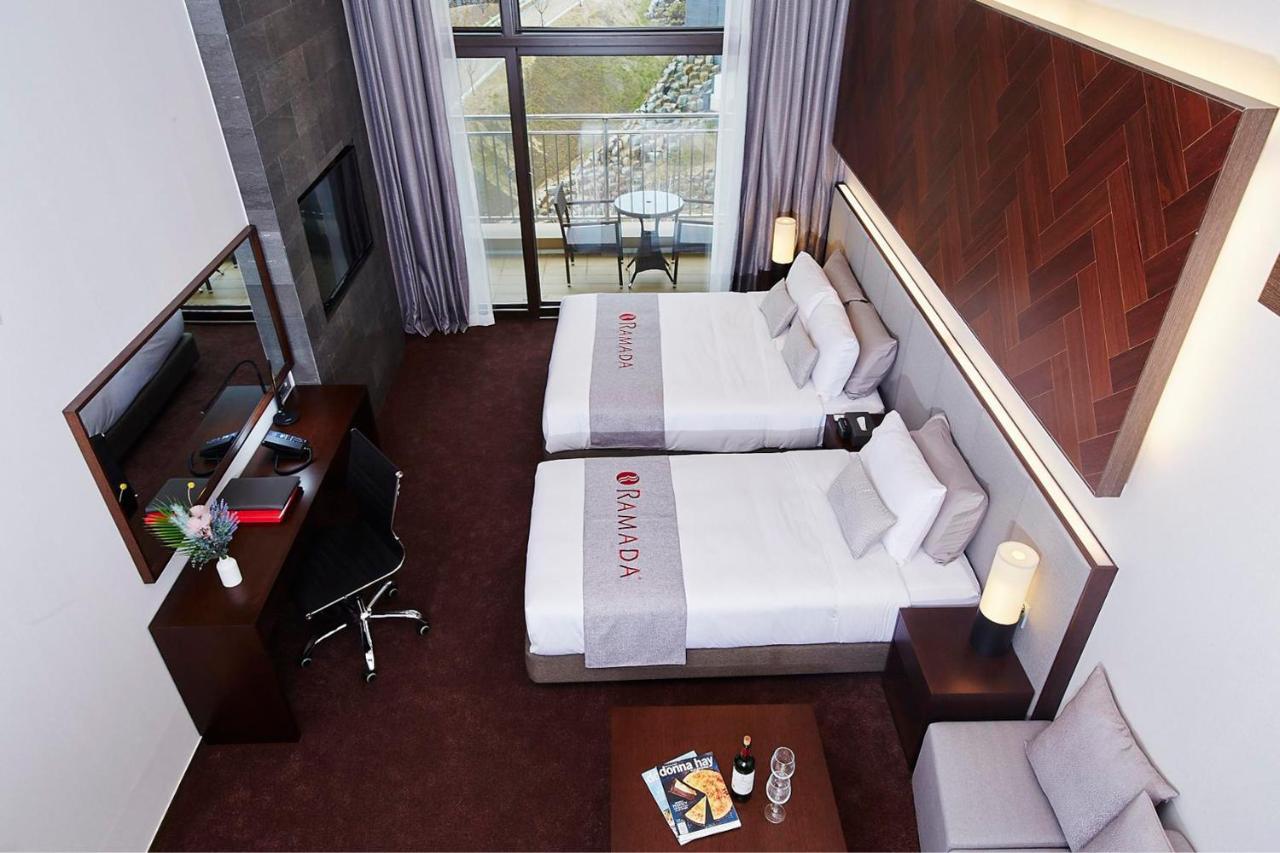Ramada Hotel & Suite By Wyndham Gangwon Pyeongchang Eksteriør bilde